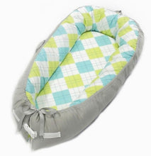 Load image into Gallery viewer, Portable Baby Bed