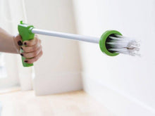 Load image into Gallery viewer, Long-Handled Critter Catcher