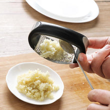 Load image into Gallery viewer, Manual Garlic Mincer