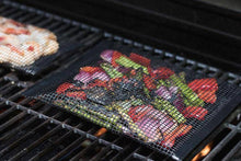 Load image into Gallery viewer, Non-Stick Mesh Grilling Bag